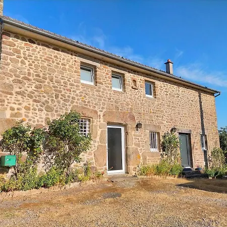 Du Bois Tasseau بيت للعطل Saint-Mars-sur-Colmont