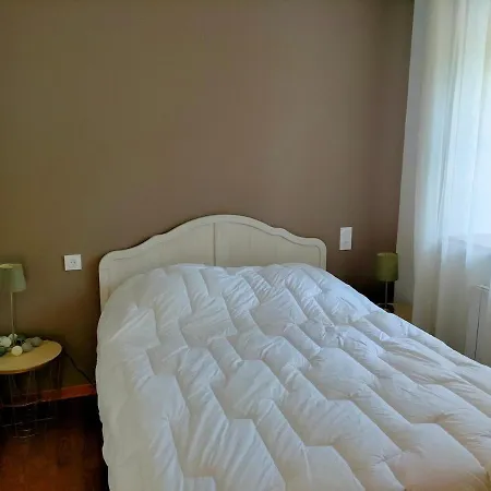 بيت للعطل Du Bois Tasseau *