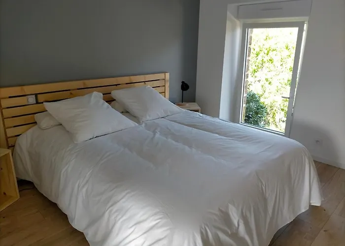 Du Bois Tasseau Сasa de vacaciones *